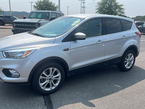 Used 2019 Ford Escape SE AWD/4WD image 10