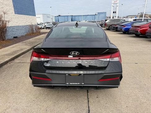 New 2026 Hyundai Elantra Sport FWD image 4