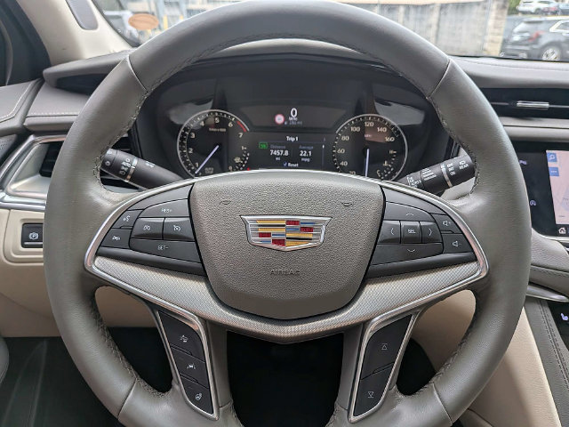 Used 2020 Cadillac XT5 Premium Luxury FWD image 33