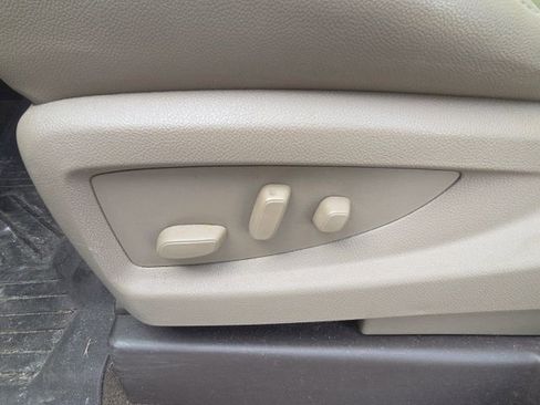 Used 2017 GMC Sierra 1500 SLT image 25