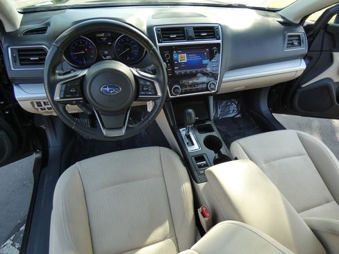 Used 2019 Subaru Outback 2.5i Premium image 23