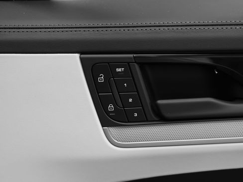Certified 2026 Porsche Cayenne S AWD/4WD image 22