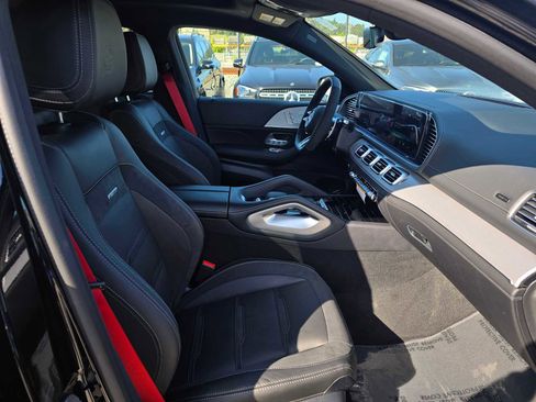 New 2026 Mercedes-Benz GLE 53 AMG 4MATIC Coupe image 11