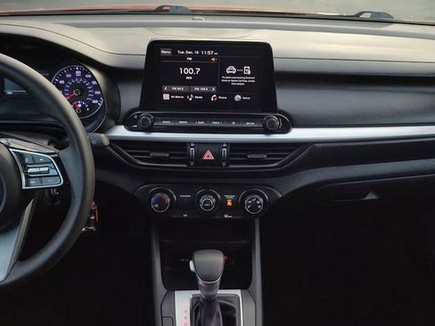 Used 2024 Kia Forte LXS image 22