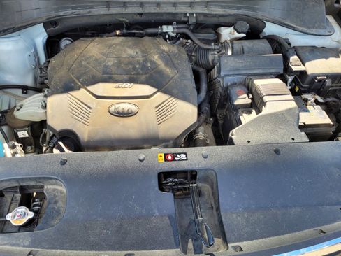 Used 2020 Kia Sorento LX image 34