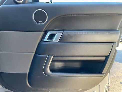 Used 2021 Land Rover Range Rover Sport HSE Silver Edition image 28