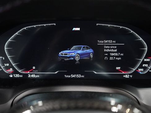 Used 2022 BMW 330i Sedan w/ Driving Assistance Package RWD image 17
