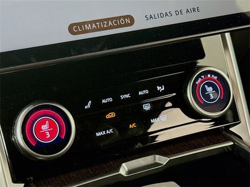 Certified 2023 Land Rover Range Rover SE image 23