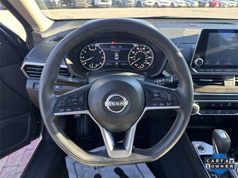 Used 2023 Nissan Altima 2.5 SV image 15