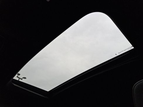 Used 2023 GMC Sierra 1500 AT4 w/ Technology Package image 15