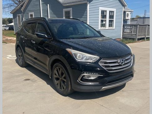 Used 2017 Hyundai Santa Fe Sport image 1