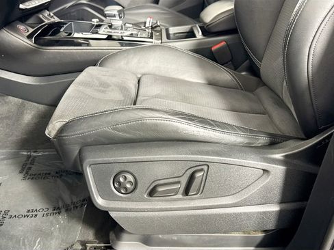 Used 2022 Audi SQ5 Premium Plus w/ Premium Plus Package AWD/4WD image 25