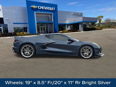 Used 2020 Chevrolet Corvette Stingray Preferred Cpe w/ 2LT Preferred Equipment Group RWD image 27