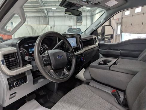 Used 2023 Ford F250 XL w/ STX Appearance Package AWD/4WD image 14