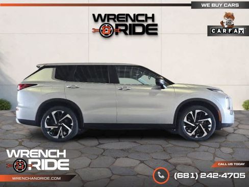 Used 2022 Mitsubishi Outlander SE image 4