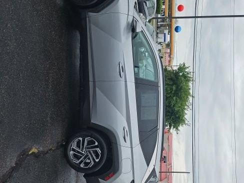 Used 2025 Hyundai Tucson Limited AWD/4WD image 5