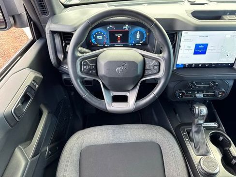 Used 2025 Ford Bronco Big Bend image 14