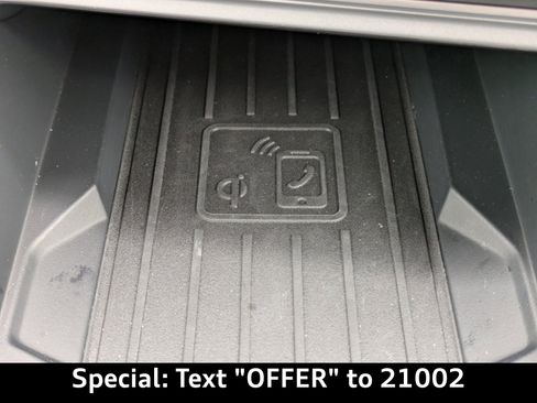 Used 2025 Audi Q3 2.0T Premium w/ Convenience Package image 31