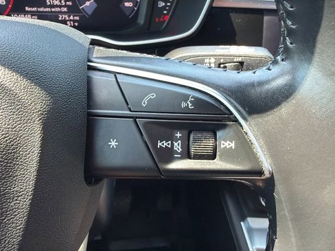 Used 2020 Audi Q3 2.0T Premium w/ Convenience Package AWD/4WD image 11