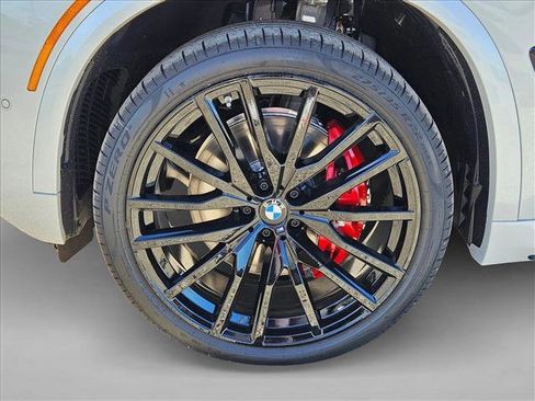 New 2026 BMW X5 xDrive40i w/ M Sport Package image 9