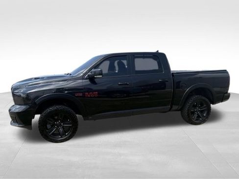 Used 2016 RAM 1500 Sport w/ Black Ram 1500 Sport Group AWD/4WD image 13