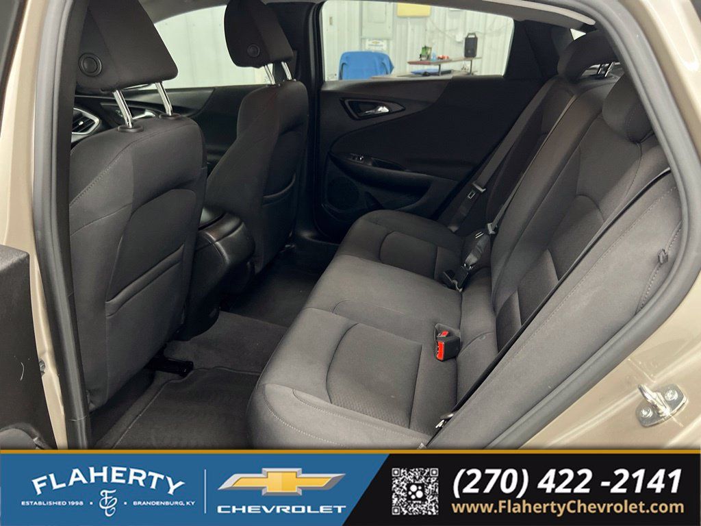 Used 2022 Chevrolet Malibu LS FWD image 11