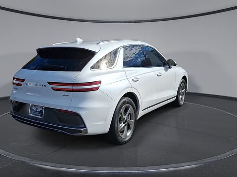 Used 2026 Genesis GV70 2.5T Advanced AWD/4WD image 12