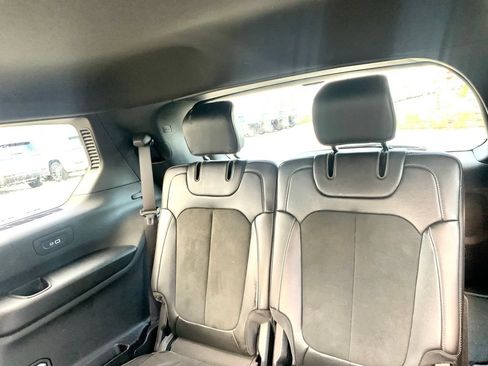 Used 2025 Jeep Grand Cherokee L Altitude AWD/4WD image 16