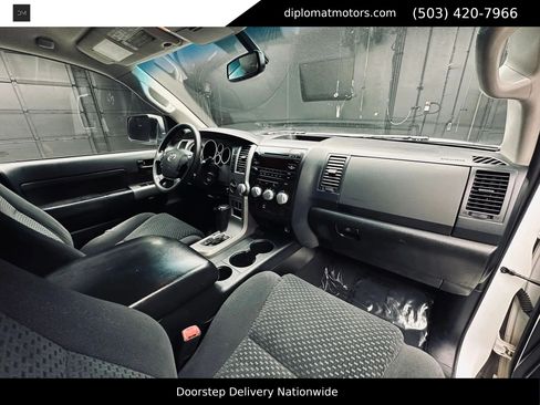 Used 2013 Toyota Tundra 4x4 Double Cab image 18