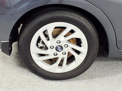 Certified 2025 Subaru Impreza 2.0i image 6