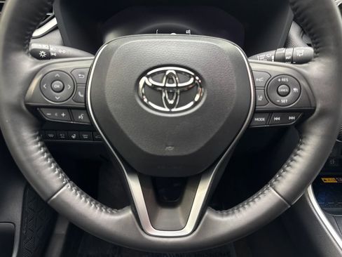 Used 2023 Toyota RAV4 XSE AWD/4WD image 58