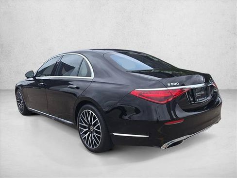 Certified 2022 Mercedes-Benz S 500 4MATIC image 8