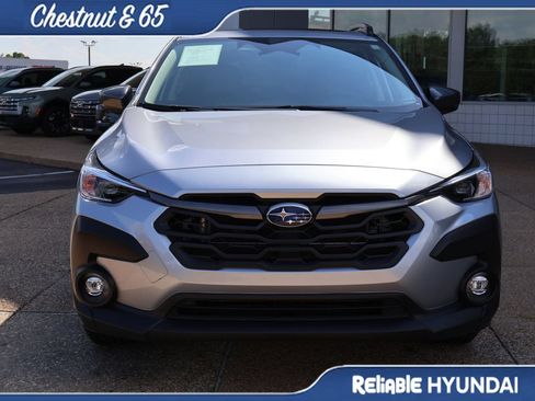 Used 2024 Subaru Crosstrek 2.0i Premium AWD/4WD image 8