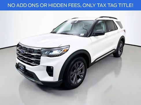 New 2025 Ford Explorer Active w/ Active Comfort Package image 3