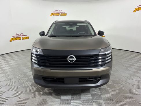 Certified 2026 Nissan Kicks SV w/ Interior Electronics Package FWD image 9