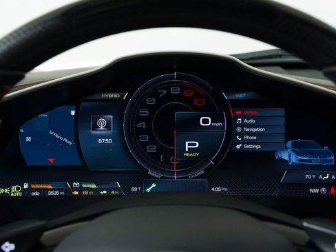 Used 2022 Ferrari SF90 Stradale image 27