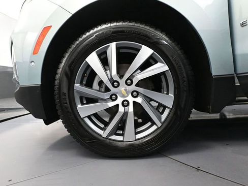 Used 2022 Chevrolet Equinox Premier AWD/4WD image 18