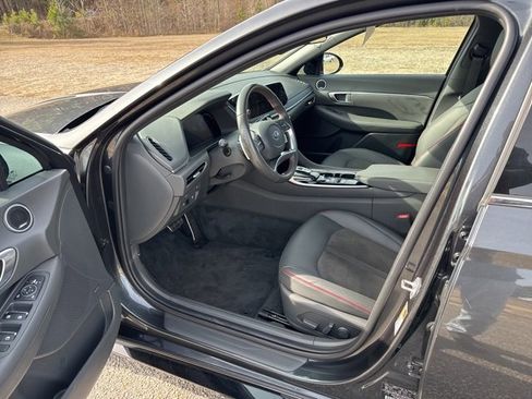 Used 2023 Hyundai Sonata SEL Plus image 5