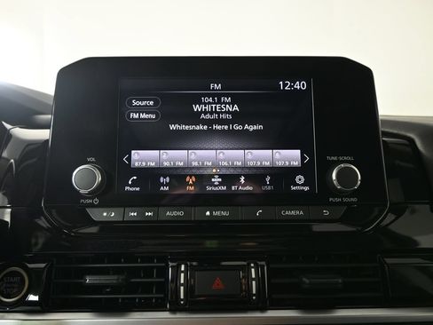 Used 2024 Nissan Pathfinder SV w/ SV Premium Package AWD/4WD image 28
