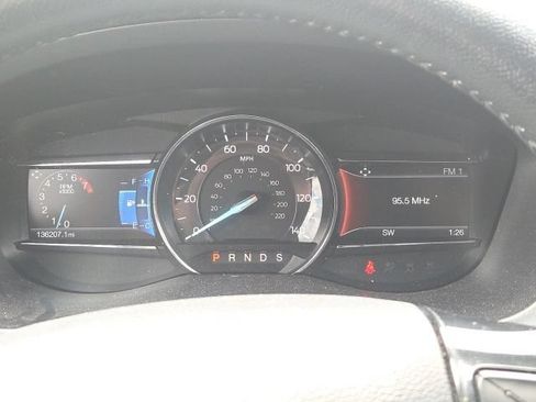 Used 2018 Ford Explorer XLT w/ Equipment Group 202A AWD/4WD image 45