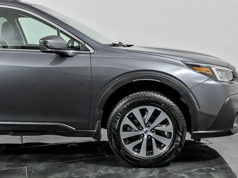 Used 2020 Subaru Outback Premium AWD/4WD image 12