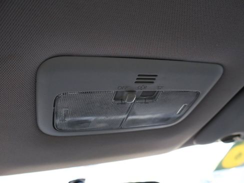 Used 2016 Toyota Corolla LE FWD image 25