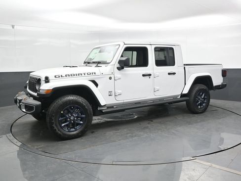 New 2026 Jeep Gladiator Sport AWD/4WD image 9