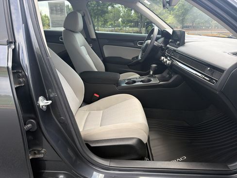 Used 2022 Honda Civic LX image 31