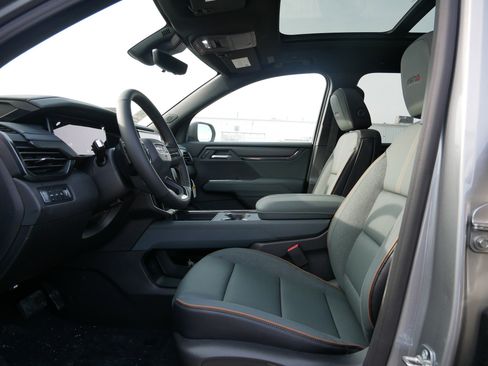 New 2026 GMC Acadia AT4 w/ Luxury Package image 10