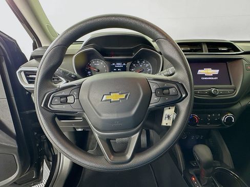Used 2023 Chevrolet TrailBlazer LS FWD image 11