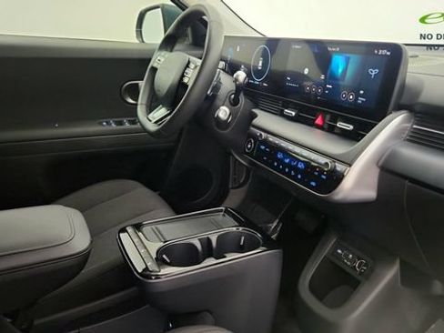 Used 2025 Hyundai Ioniq 5 SE RWD image 21