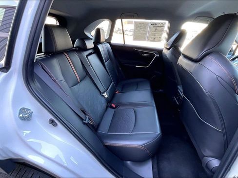 Used 2024 Toyota RAV4 Adventure image 27