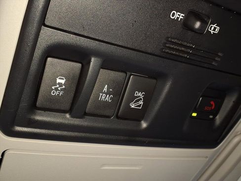 Used 2024 Toyota 4Runner SR5 image 23