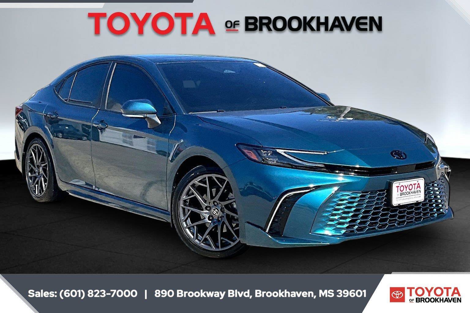 Used 2026 Toyota Camry XSE FWD image 1